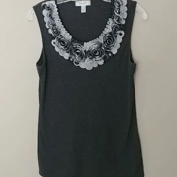 Dressbarn Ribbed Tank - Picture 2 of 3